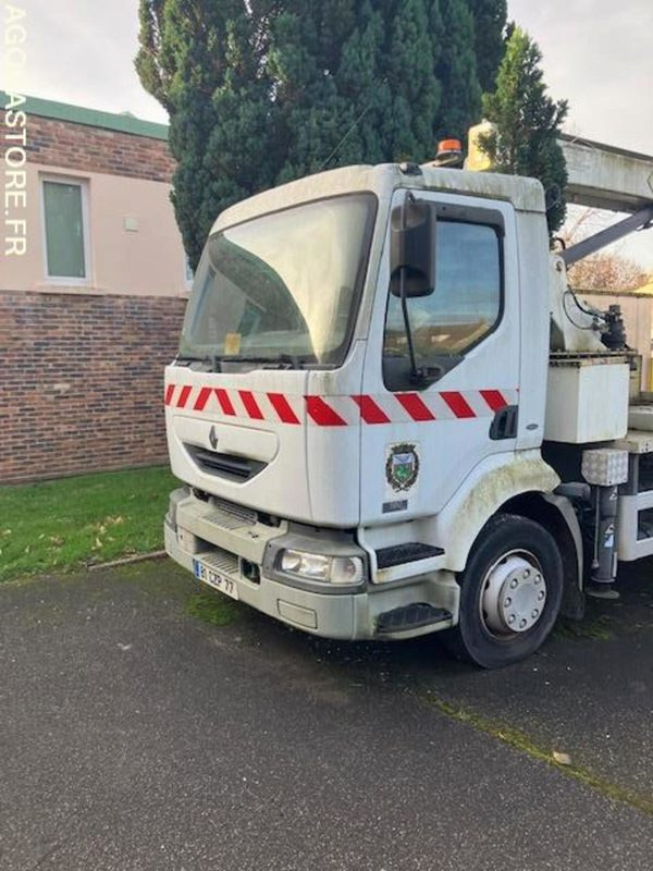 Renault Midliner (Nacelle) 2003 - 18441 kms - 车载空中平台:图1 Renault Midliner (Nacelle) 2003 - 18441 kms - 车载空中平台:图1