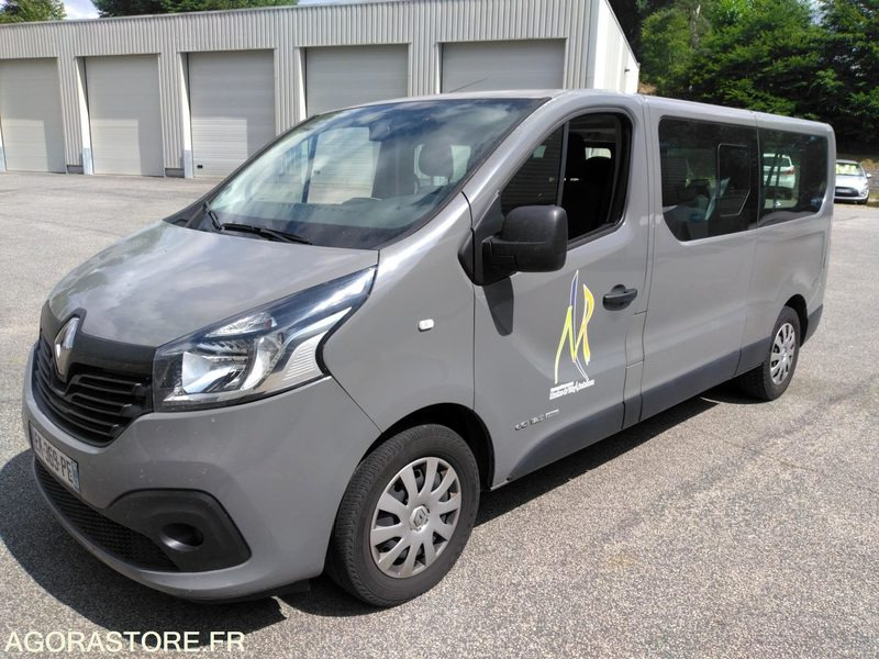 Renault Trafic 2017 114300 kms - 小型巴士, 小型客车:图1 Renault Trafic 2017 114300 kms - 小型巴士, 小型客车:图1