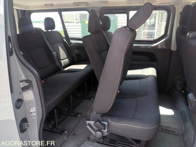 Renault Trafic 2017 114300 kms - 小型巴士, 小型客车:图4 Renault Trafic 2017 114300 kms - 小型巴士, 小型客车:图4
