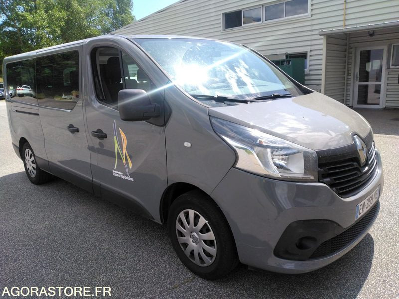 Renault Trafic 2017 114300 kms - 小型巴士, 小型客车:图2 Renault Trafic 2017 114300 kms - 小型巴士, 小型客车:图2