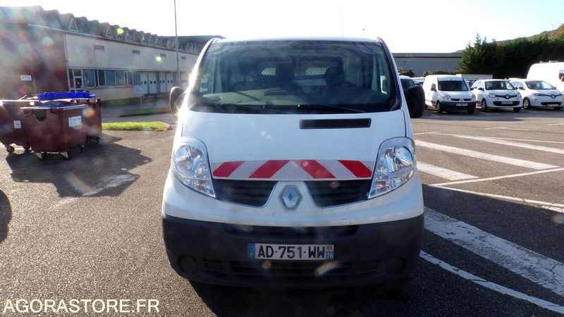 Renault Trafic AD-751-WW (BE) - 无侧窗厢式货车:图2 Renault Trafic AD-751-WW (BE) - 无侧窗厢式货车:图2