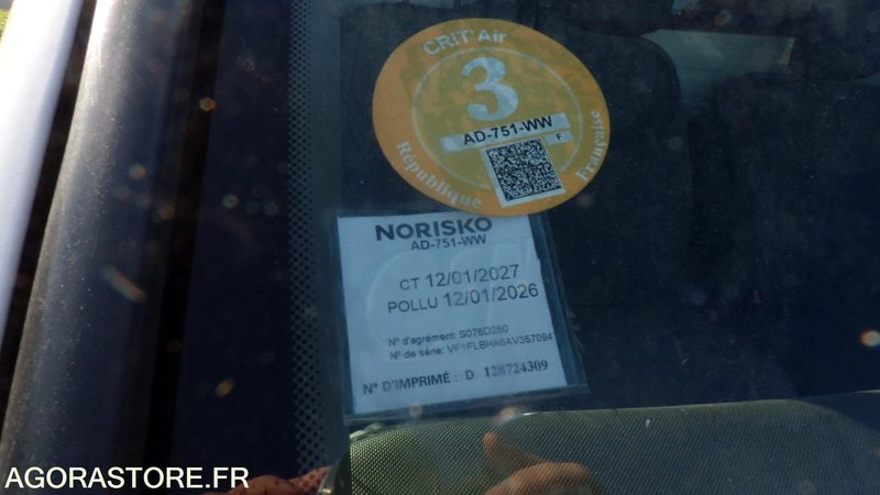 Renault Trafic AD-751-WW (BE) - 无侧窗厢式货车:图3 Renault Trafic AD-751-WW (BE) - 无侧窗厢式货车:图3