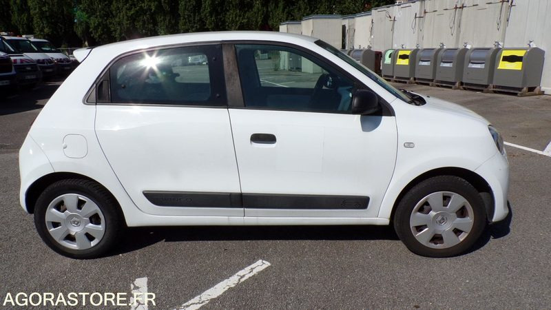 Renault Twingo 3 EN-999-TL (BP) - 汽车:图4 Renault Twingo 3 EN-999-TL (BP) - 汽车:图4
