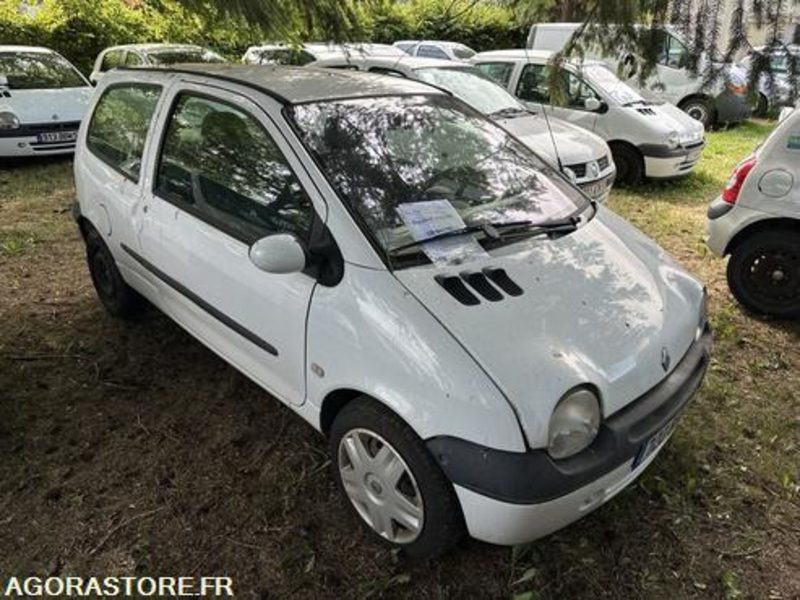 Renault Twingo - 720BHH57 - 汽车:图2 Renault Twingo - 720BHH57 - 汽车:图2