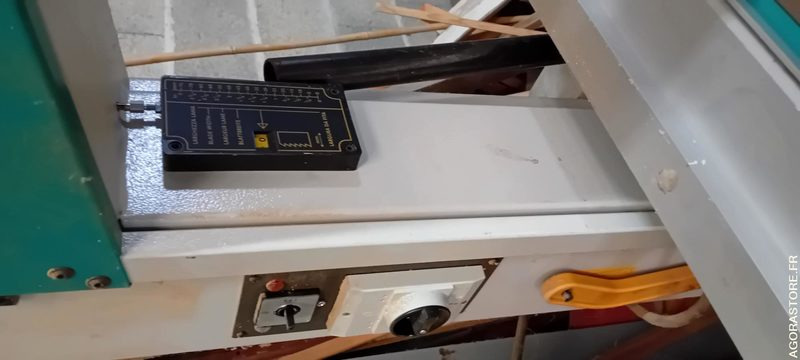 SCIE A RUBAN - 工具/ 设备:图5 SCIE A RUBAN - 工具/ 设备:图5