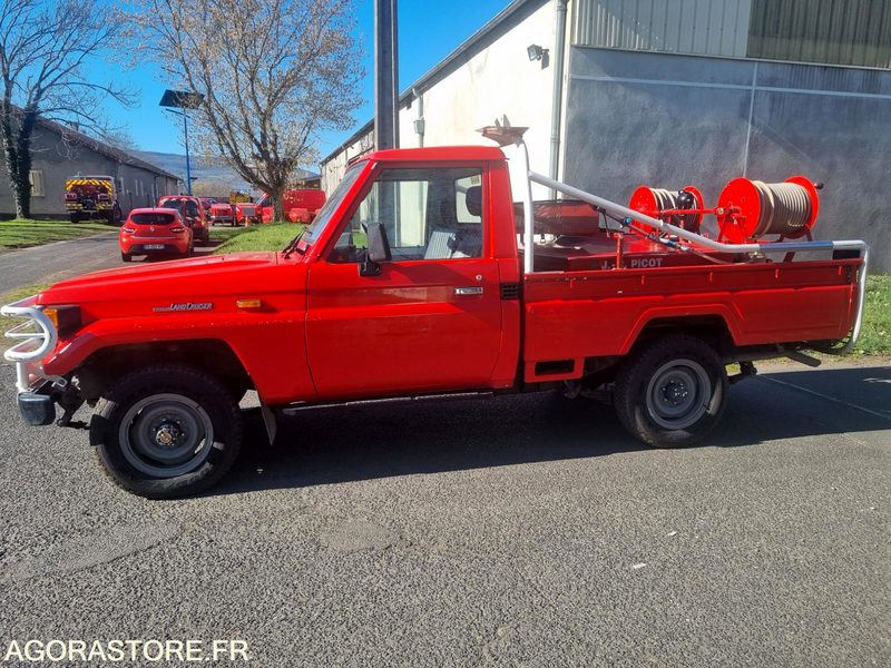 TOYOTA LAND CRUISER 4X4 - 10473kms - 1992 - 越野车:图2 TOYOTA LAND CRUISER 4X4 - 10473kms - 1992 - 越野车:图2