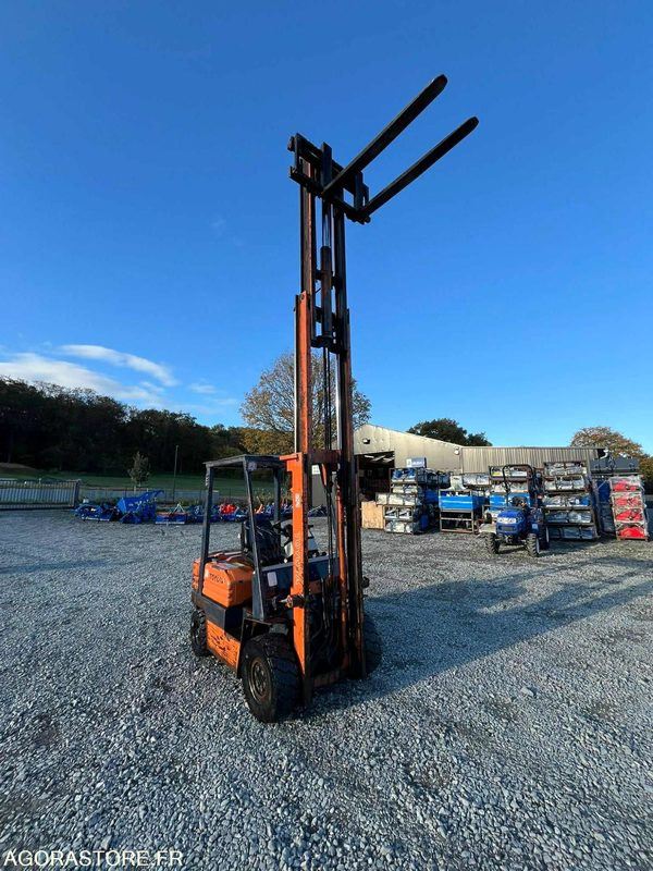 TOYOTA chariot levée libre TOYOTA 025FD18 Diesel - 柴油叉车:图1 TOYOTA chariot levée libre TOYOTA 025FD18 Diesel - 柴油叉车:图1