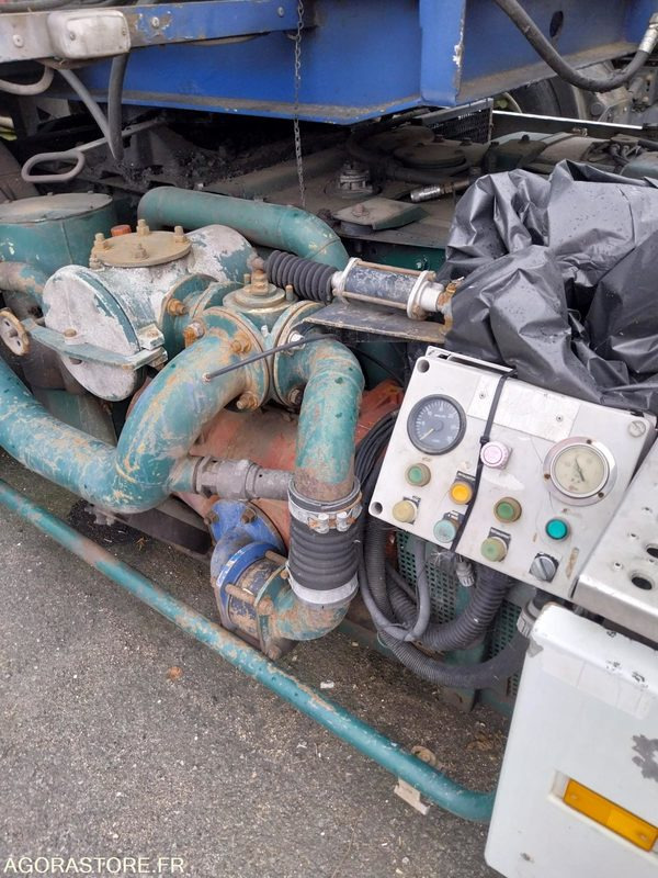 TRACTEUR RENAULT AE390 ADR POMPE 1998 821393KM ROULANT - 牵引车:图5 TRACTEUR RENAULT AE390 ADR POMPE 1998 821393KM ROULANT - 牵引车:图5