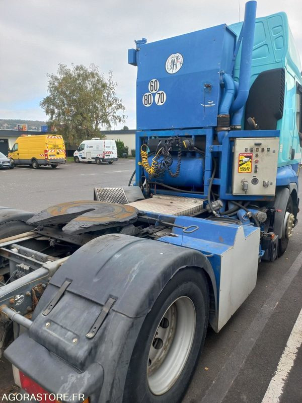 TRACTEUR RENAULT TRUCKS AVEC POMPE DK258VR (vente uniquement export) - 牵引车:图3 TRACTEUR RENAULT TRUCKS AVEC POMPE DK258VR (vente uniquement export) - 牵引车:图3