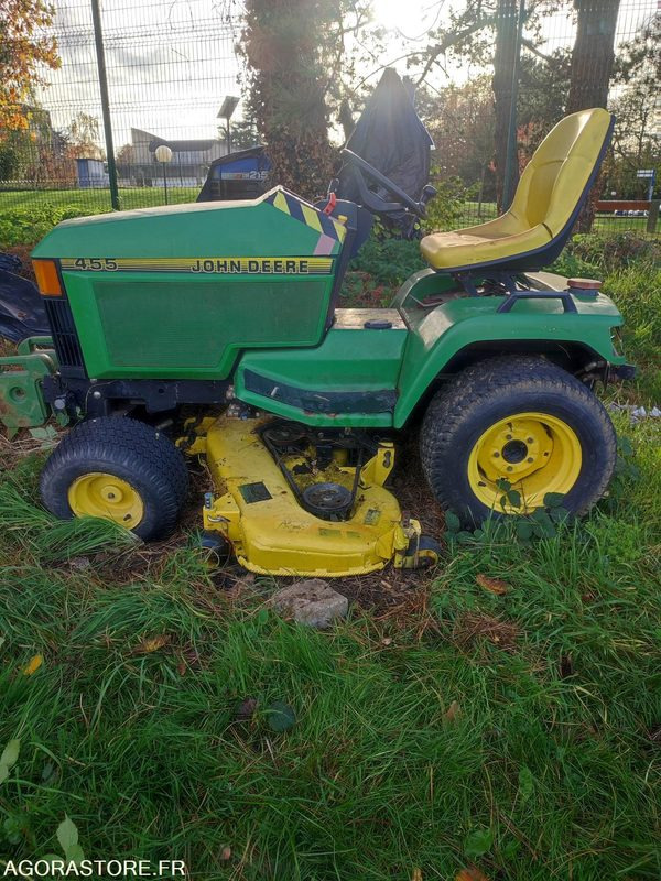 TRACTEUR TONDEUSE JOHN DEERE 455 - 园林割草机:图1 TRACTEUR TONDEUSE JOHN DEERE 455 - 园林割草机:图1