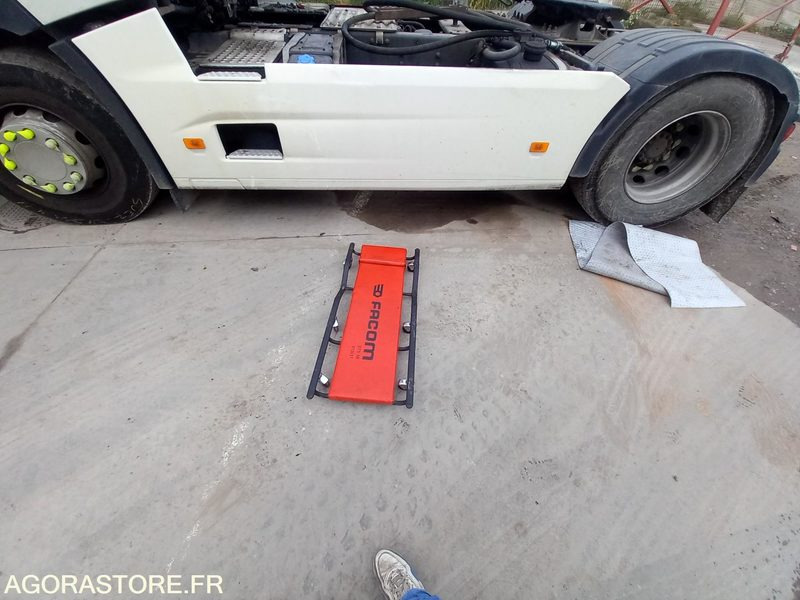 TRR RENAULT 19T - DN395ZD - 牵引车:图3 TRR RENAULT 19T - DN395ZD - 牵引车:图3