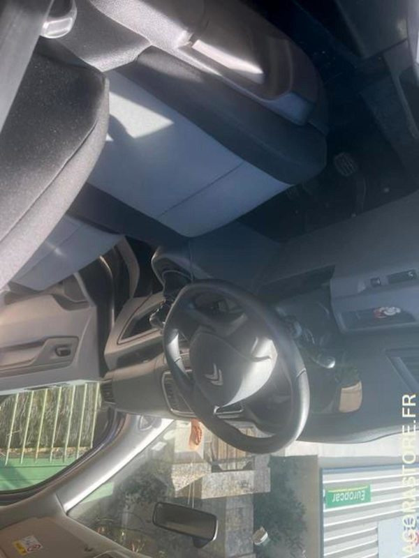 TTC / 0% TVA - MINIBUS CITROEN JUMPY SPACETOURER 1.5L BHDI - 4 portes - 2019 - 小型巴士, 小型客车:图4 TTC / 0% TVA - MINIBUS CITROEN JUMPY SPACETOURER 1.5L BHDI - 4 portes - 2019 - 小型巴士, 小型客车:图4