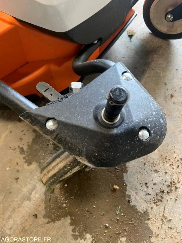 Tondeuse STIHL - 园林割草机:图4 Tondeuse STIHL - 园林割草机:图4