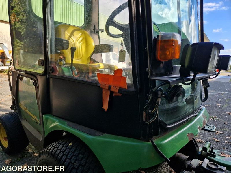 Tondeuse autoportée Jhon Deere - 2012 - 5964 -CA957CV 租赁 Tondeuse autoportée Jhon Deere - 2012 - 5964 -CA957CV：图8