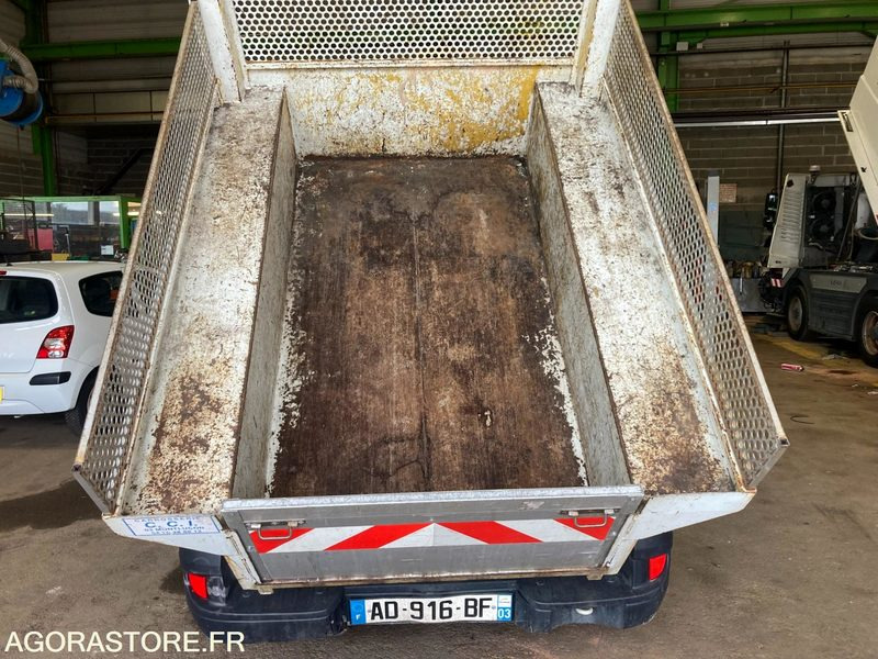 VEHICULE BENNE DACIA LOGAN PICK UP - 翻斗货车:图5 VEHICULE BENNE DACIA LOGAN PICK UP - 翻斗货车:图5