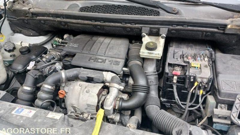 VEHICULE FRIGORIFIQUE PEUGEOT PARTNER AB519FR - 紧凑型面包车:图3 VEHICULE FRIGORIFIQUE PEUGEOT PARTNER AB519FR - 紧凑型面包车:图3