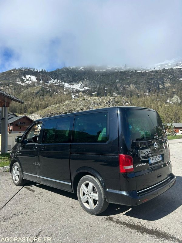 VOLKSWAGEN MULTIVAN - 汽车:图2 VOLKSWAGEN MULTIVAN - 汽车:图2