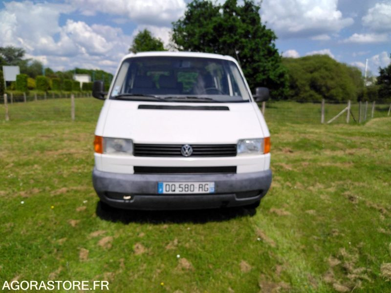 Volkswagen combi transporteur en l'état - 小型巴士, 小型客车:图1 Volkswagen combi transporteur en l'état - 小型巴士, 小型客车:图1