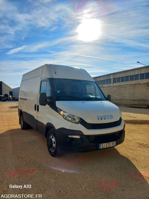 Fourgon iveco - 无侧窗厢式货车:图2 Fourgon iveco - 无侧窗厢式货车:图2