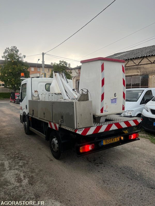 Nissan cabstar 2.5 dci nacelle 7m 129353km - 紧凑型面包车:图3 Nissan cabstar 2.5 dci nacelle 7m 129353km - 紧凑型面包车:图3