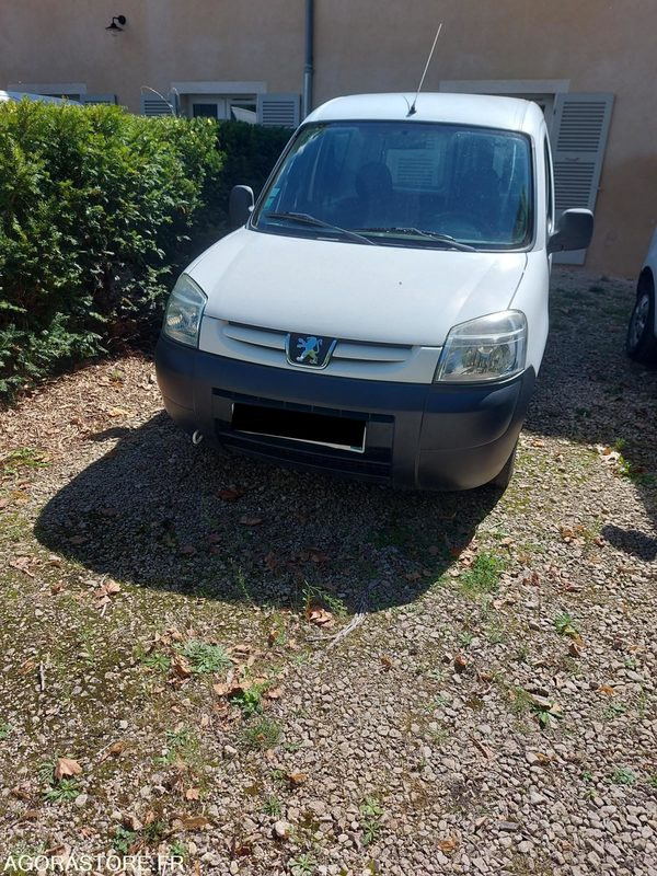 Peugeot partner 2 places - 紧凑型面包车:图5 Peugeot partner 2 places - 紧凑型面包车:图5