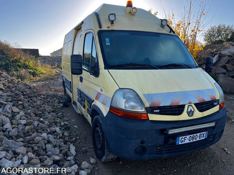 Renault master 2.5 dci 330000km - 无侧窗厢式货车:图1 Renault master 2.5 dci 330000km - 无侧窗厢式货车:图1