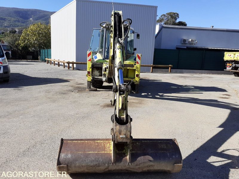 反铲装载机 tractopelle 4x4 volvo bl71：图10