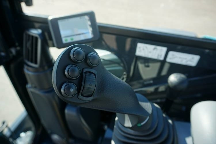 Airman AX 26 U-6 - 小型挖掘机:图5 Airman AX 26 U-6 - 小型挖掘机:图5