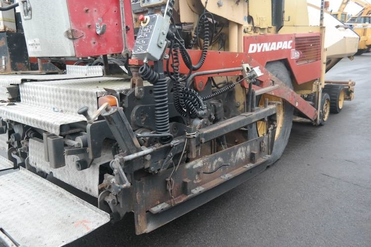 Dynapac F121-4W *EXPORT ONLY*  租赁 Dynapac F121-4W *EXPORT ONLY*：图8