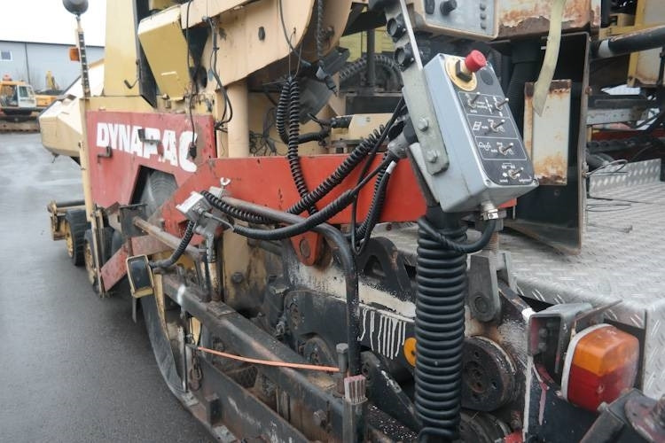 Dynapack F121 4WD - 沥青铺路机:图5 Dynapack F121 4WD - 沥青铺路机:图5