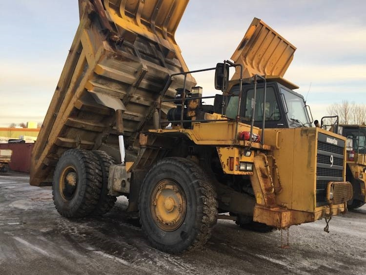 Komatsu HD405-6 - 未铰接自卸车/ 运石车:图3 Komatsu HD405-6 - 未铰接自卸车/ 运石车:图3