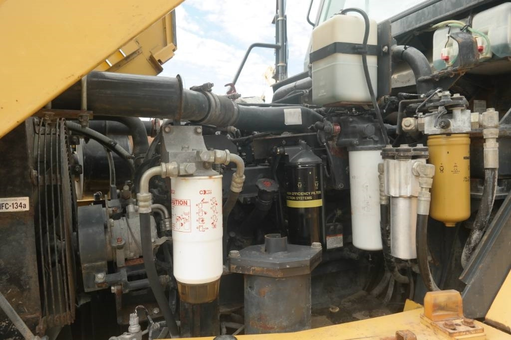 铰接式自卸车 Komatsu HM300-1：图6