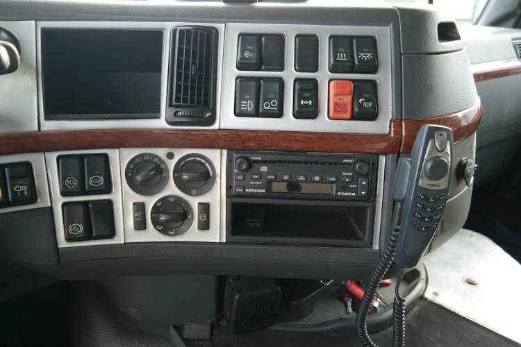 牵引车 Volvo FH 13 480：图6