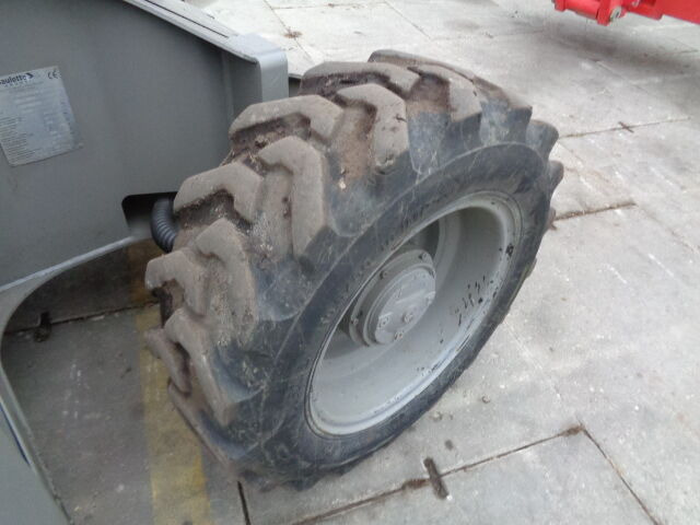 Haulotte HA120 - 铰接臂:图2 Haulotte HA120 - 铰接臂:图2