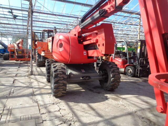 Haulotte HA16PX 4WD - 铰接臂:图4 Haulotte HA16PX 4WD - 铰接臂:图4