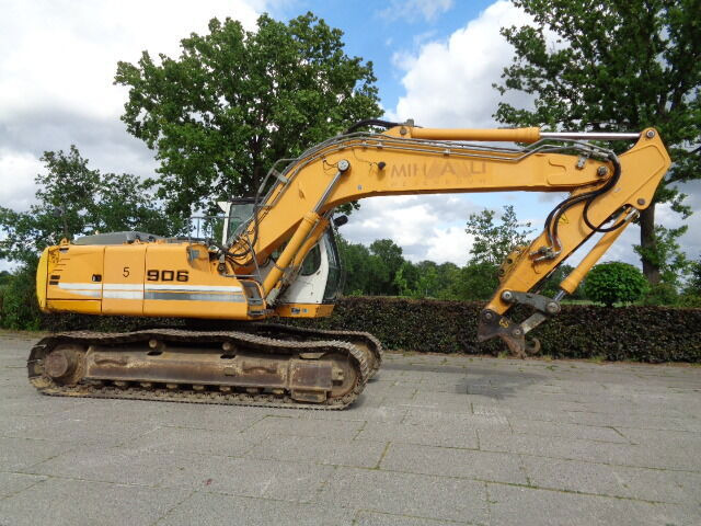 Liebherr R906LC - 履带式挖掘机:图1 Liebherr R906LC - 履带式挖掘机:图1