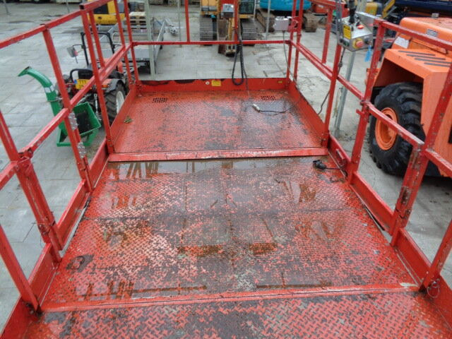 Skyjack SJ9250 - 剪式升降机:图5 Skyjack SJ9250 - 剪式升降机:图5