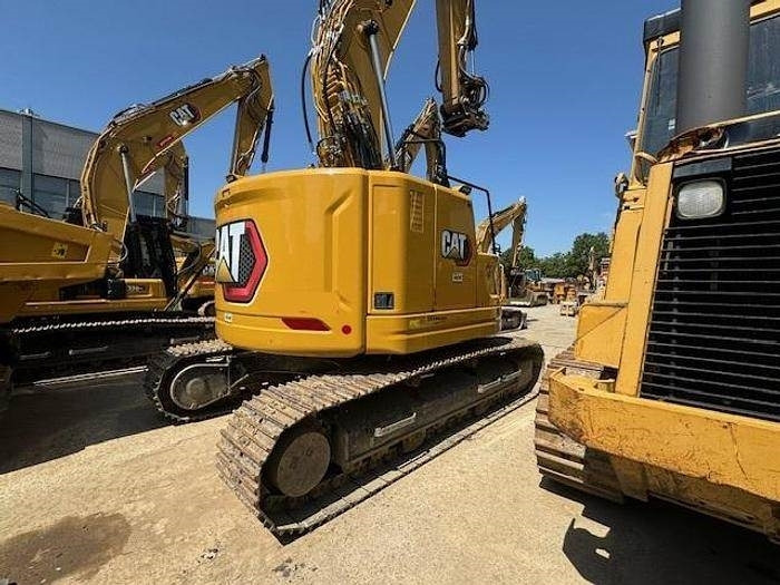 CAT 325 - 履带式挖掘机:图4 CAT 325 - 履带式挖掘机:图4