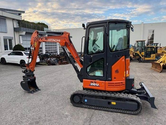 Hitachi ZX26 U-6 - 小型挖掘机:图2 Hitachi ZX26 U-6 - 小型挖掘机:图2