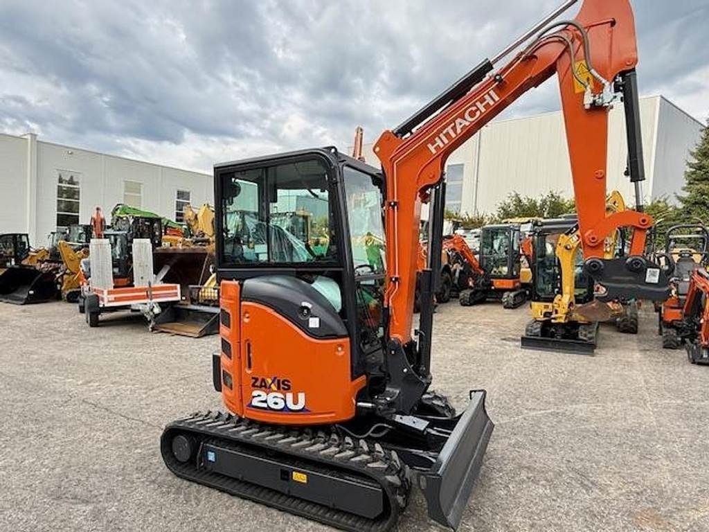 Hitachi ZX26 U-6  - 小型挖掘机:图3 Hitachi ZX26 U-6  - 小型挖掘机:图3