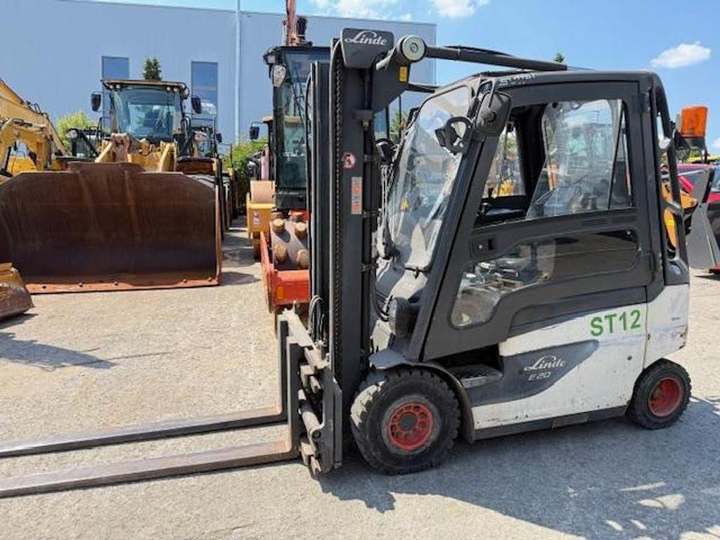 Linde E20-01 - 电动叉车:图1 Linde E20-01 - 电动叉车:图1