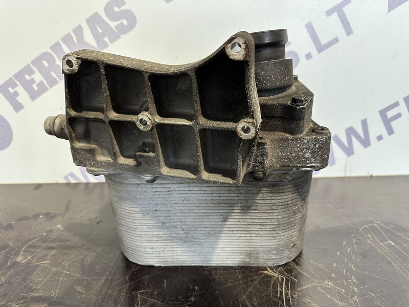 Behr - 油冷却器 适用于 卡车:图2 Behr - 油冷却器 适用于 卡车:图2