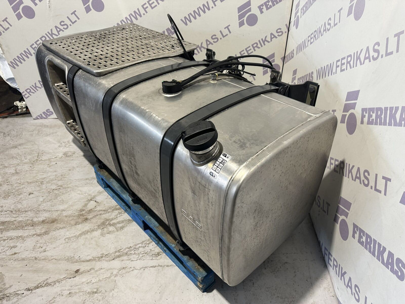 DAF 830L, fuel tank with brackets - 燃料箱 适用于 卡车:图2 DAF 830L, fuel tank with brackets - 燃料箱 适用于 卡车:图2
