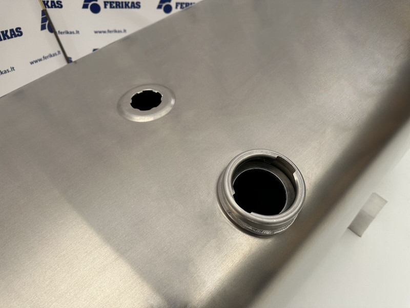 Iveco New aluminum fuel tank 400L - 燃料箱 适用于 卡车:图4 Iveco New aluminum fuel tank 400L - 燃料箱 适用于 卡车:图4