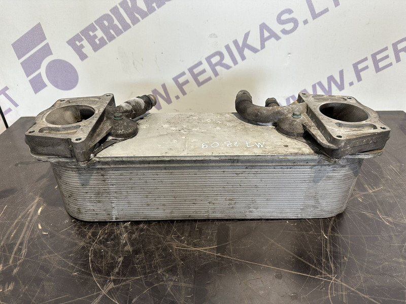 MAHLE ORIGINAL - 油冷却器 适用于 卡车:图1 MAHLE ORIGINAL - 油冷却器 适用于 卡车:图1