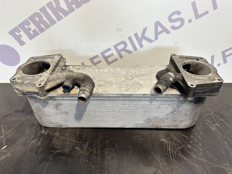 MAHLE ORIGINAL - 油冷却器 适用于 卡车:图2 MAHLE ORIGINAL - 油冷却器 适用于 卡车:图2