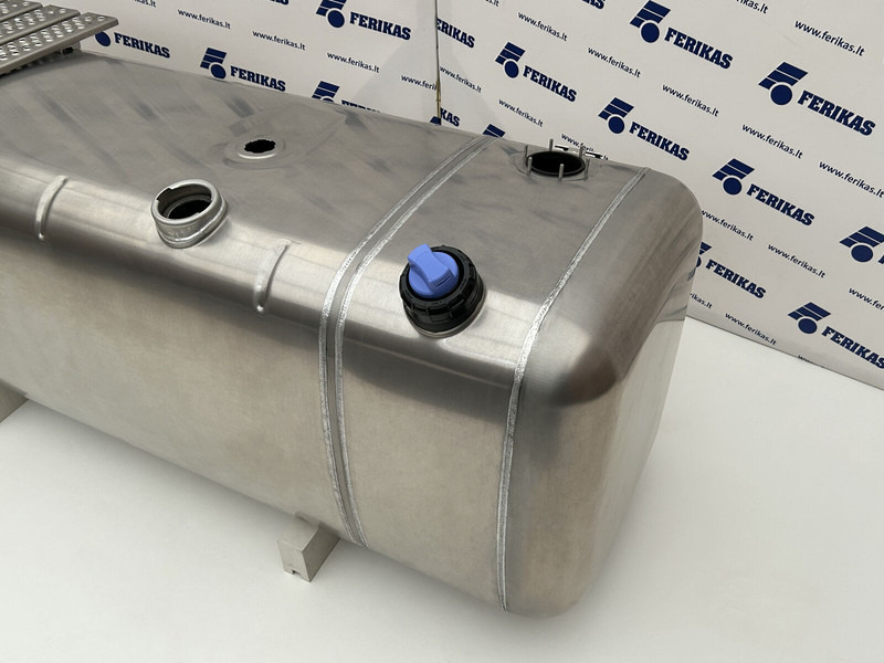 Mercedes-Benz Fuel tank 680L + 120L AdBlue - 燃料箱 适用于 卡车:图3 Mercedes-Benz Fuel tank 680L + 120L AdBlue - 燃料箱 适用于 卡车:图3