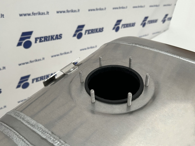 Mercedes-Benz Fuel tank 680L + 120L AdBlue - 燃料箱 适用于 卡车:图5 Mercedes-Benz Fuel tank 680L + 120L AdBlue - 燃料箱 适用于 卡车:图5