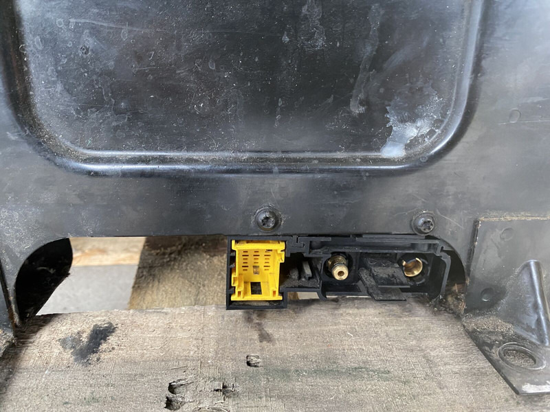 Mercedes-Benz MP4 actros - 座椅 适用于 卡车:图4 Mercedes-Benz MP4 actros - 座椅 适用于 卡车:图4