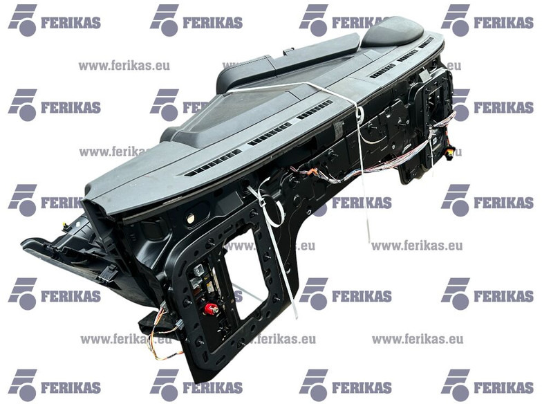 Renault T - 驾驶室和内部 适用于 卡车:图4 Renault T - 驾驶室和内部 适用于 卡车:图4